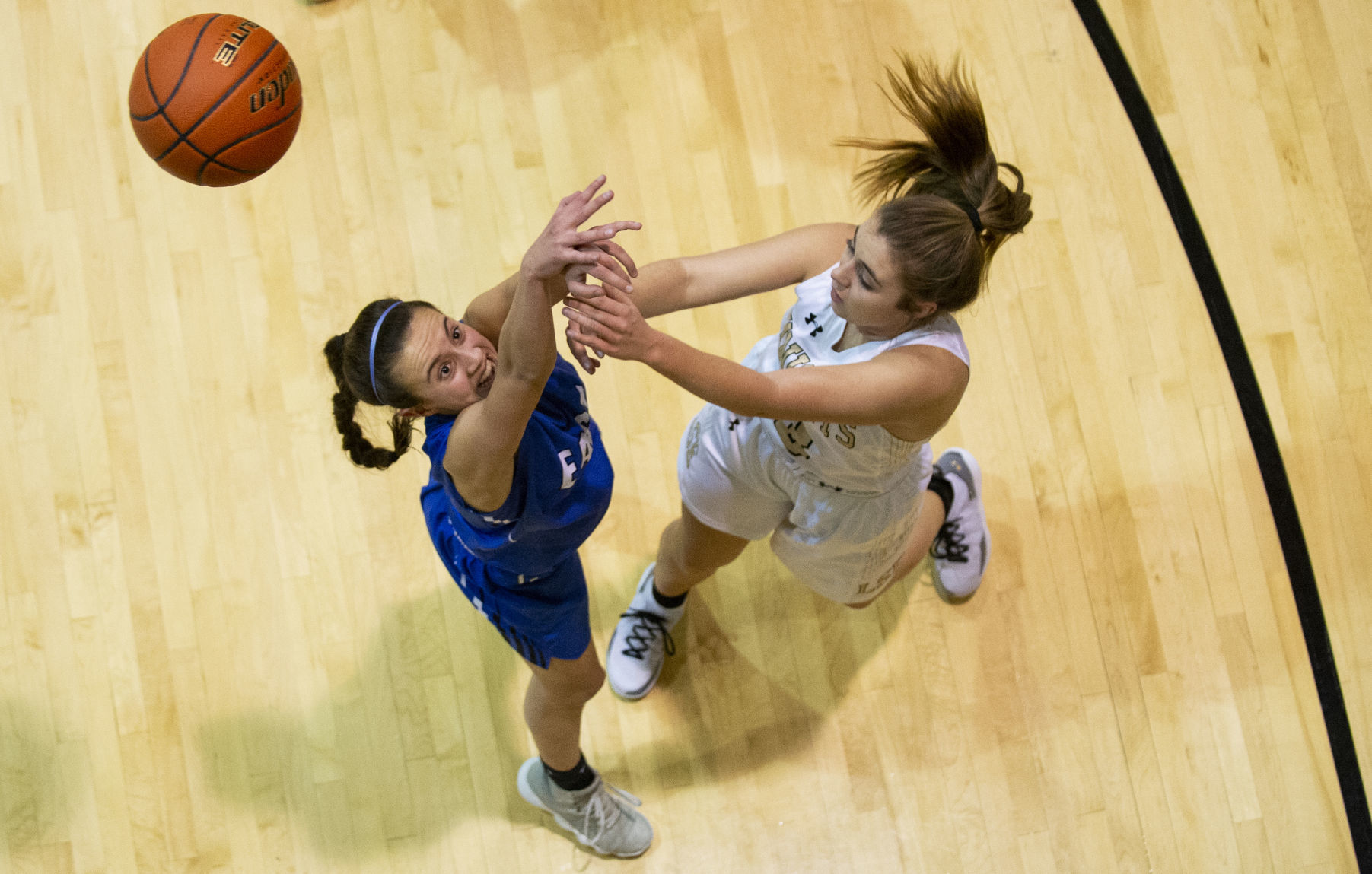 Lincoln East vs. Lincoln Southeast, 1.11